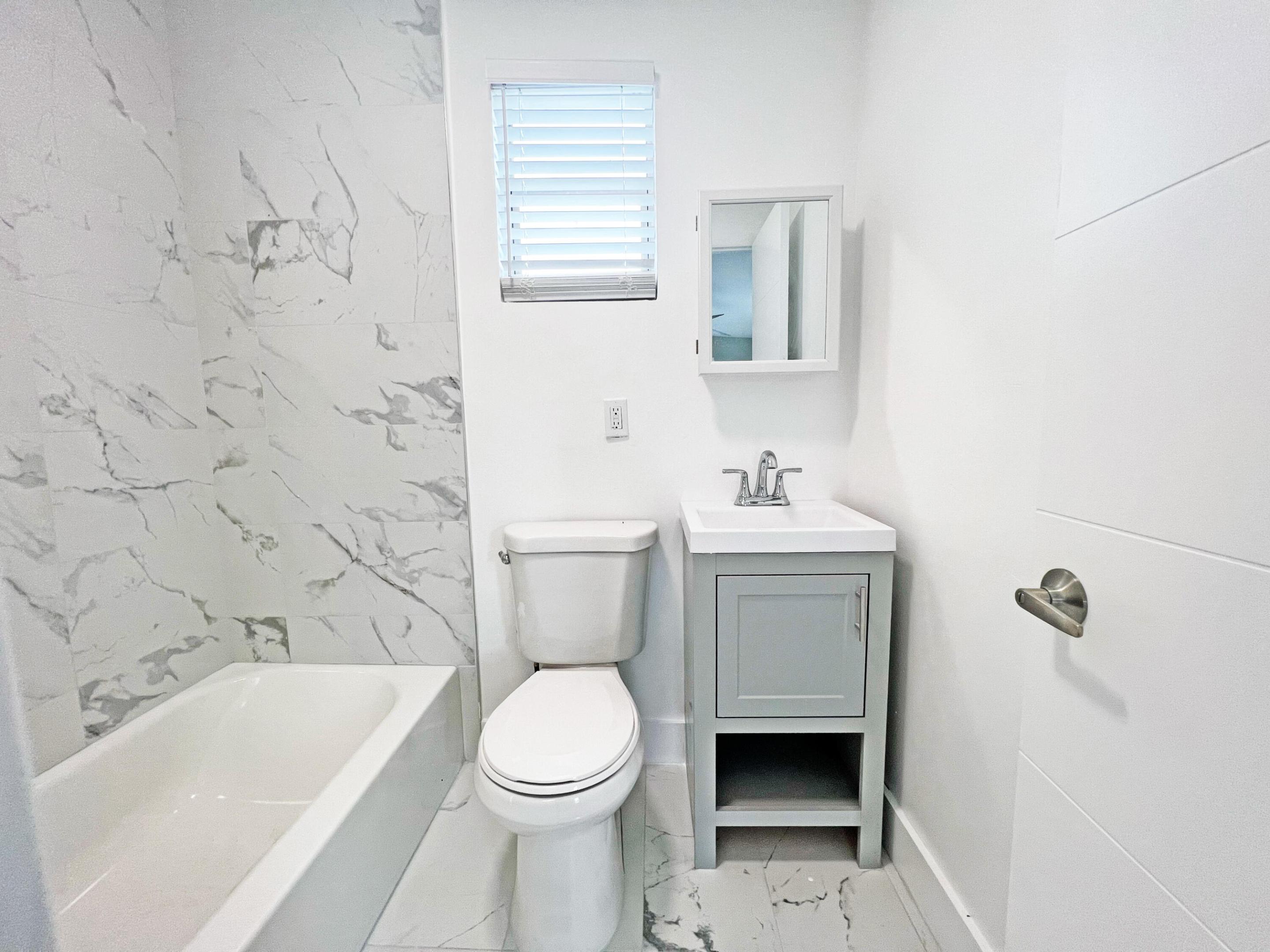 W LITTLE RIVER REV - Residential