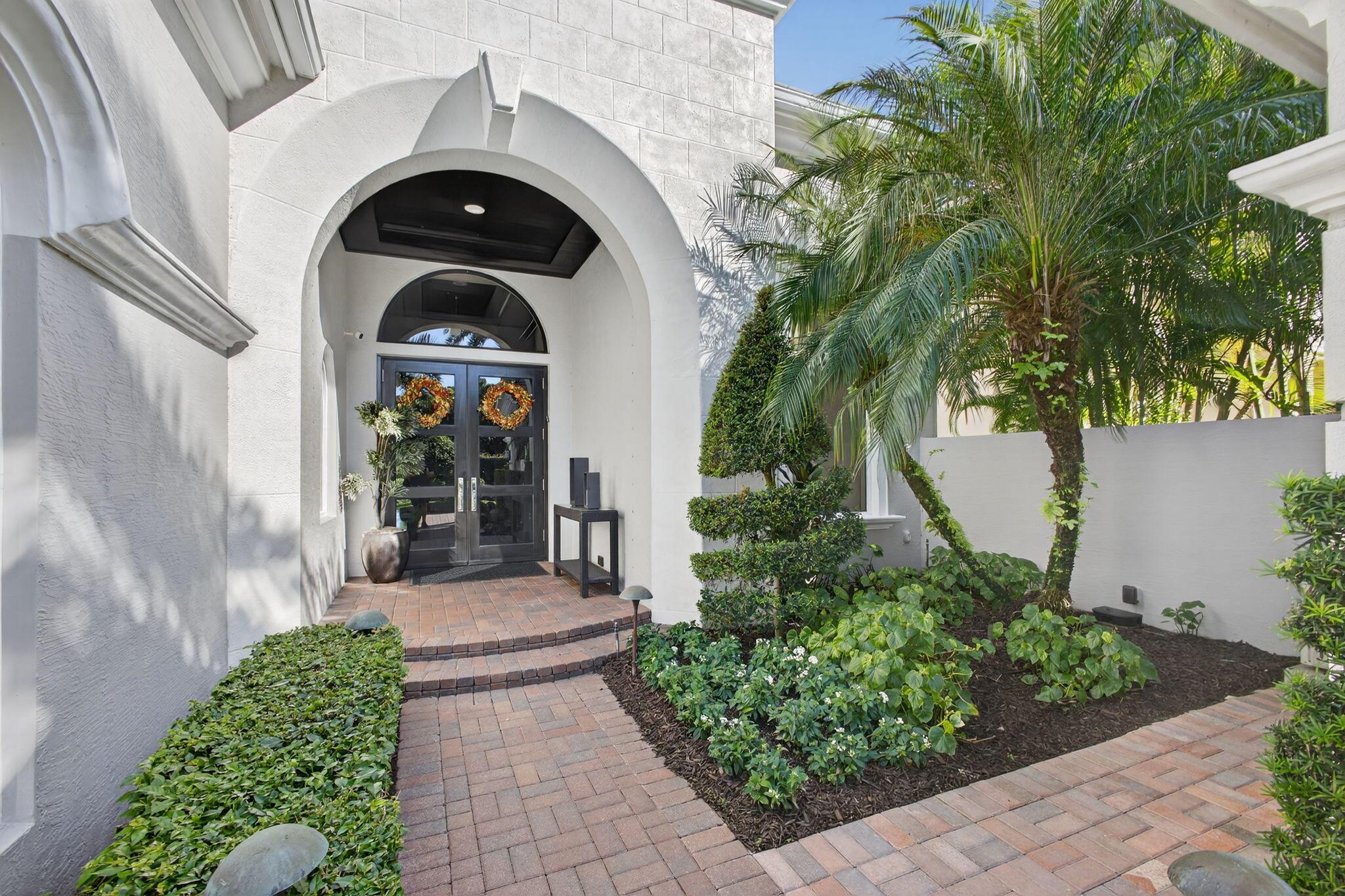 MIRASOL PAR 16 - Residential