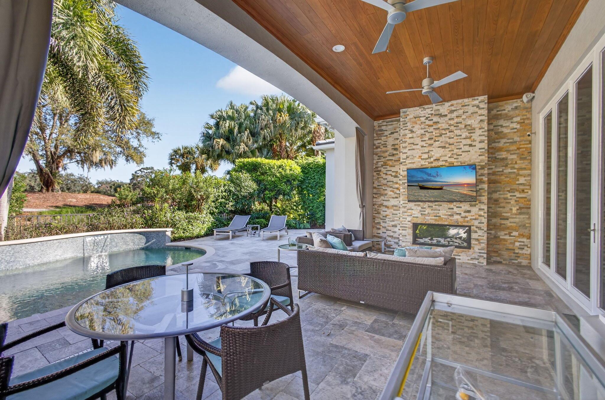 MIRASOL PAR 16 - Residential