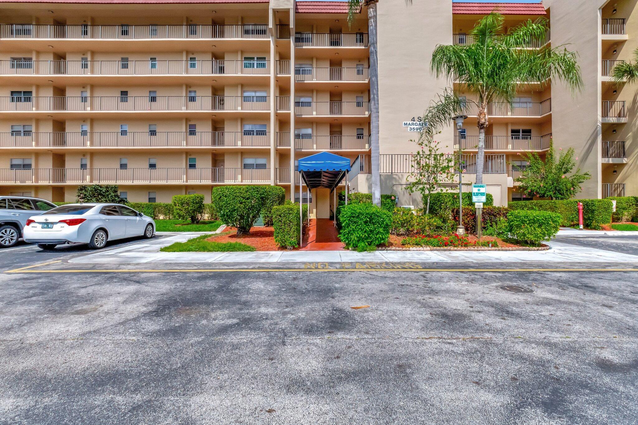3590 Via Poinciana 205