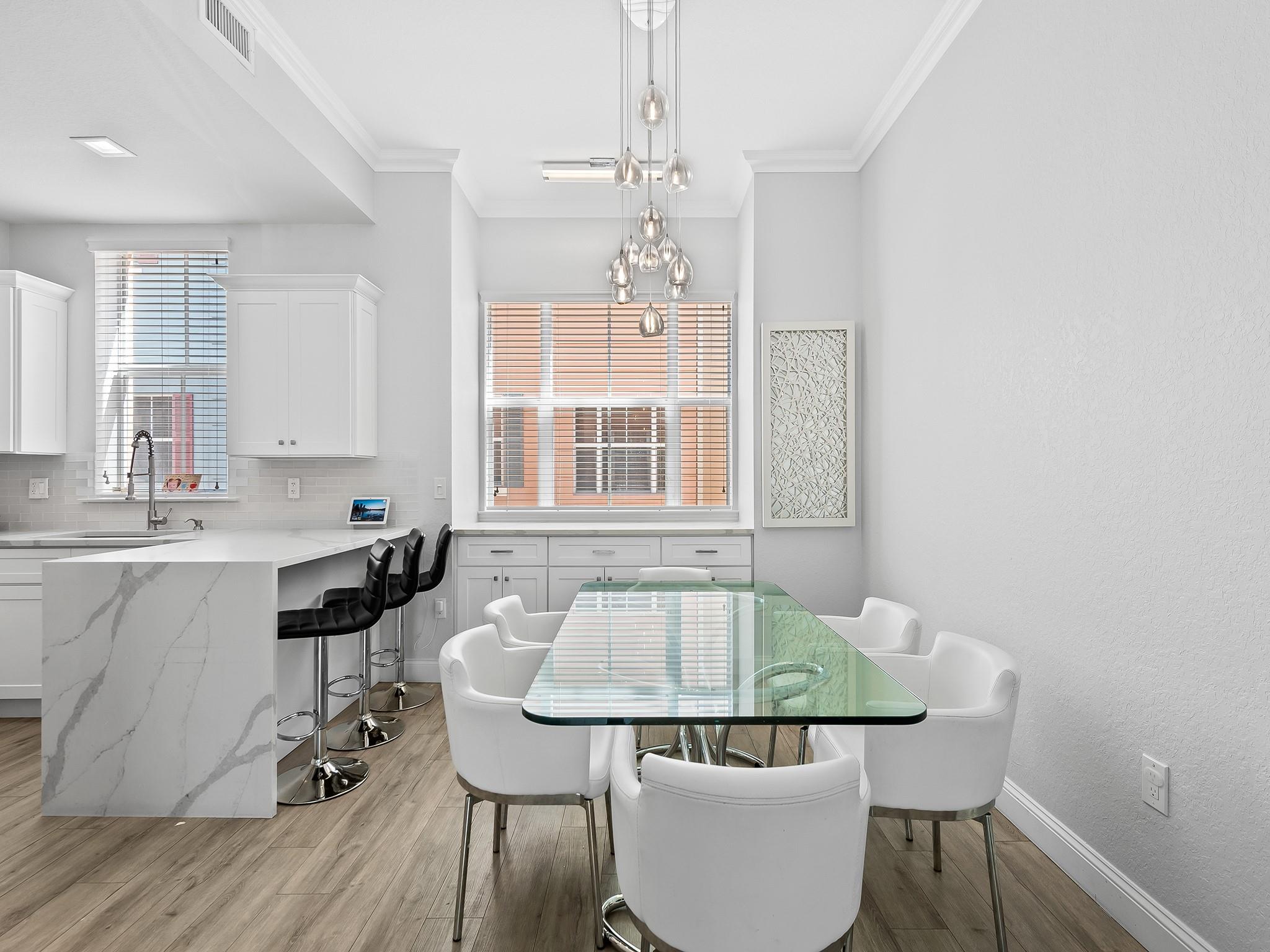 530 NE 7th Ave 1
