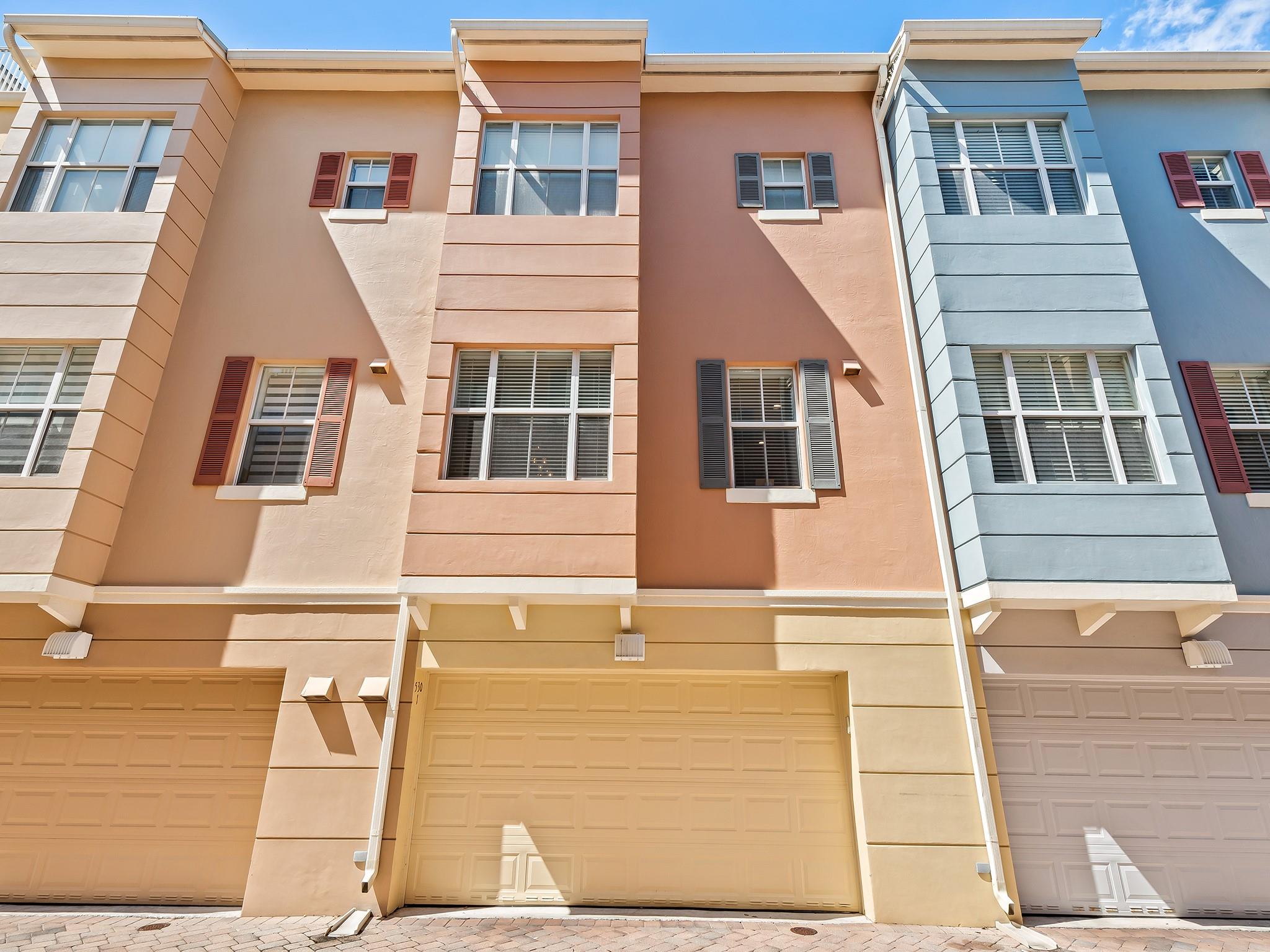 530 NE 7th Ave 1