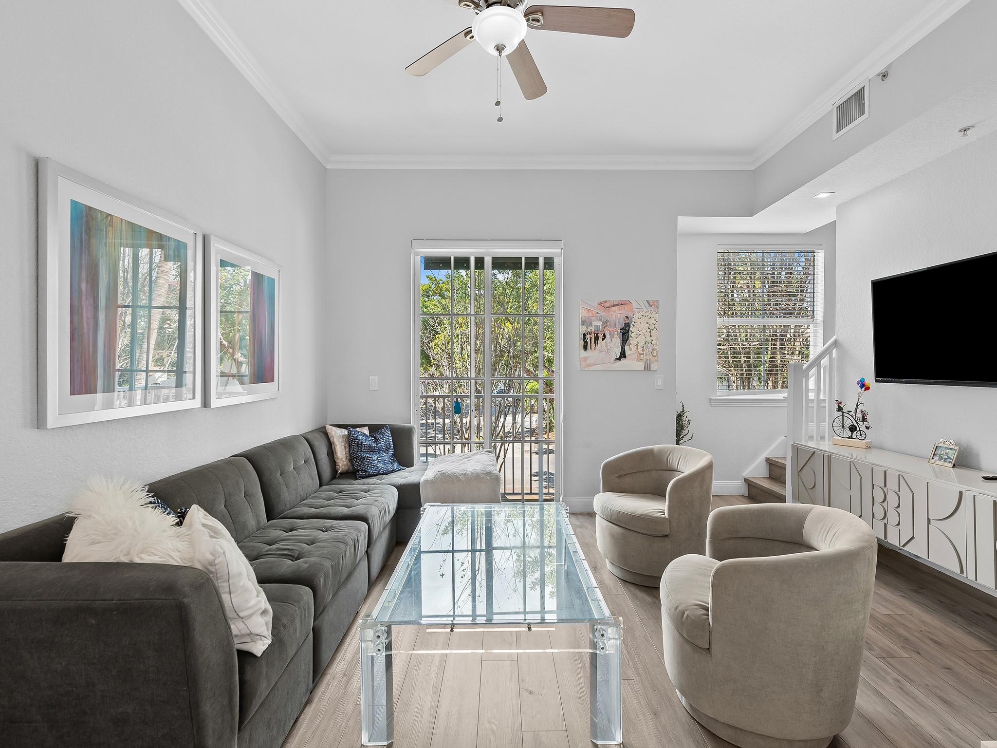 530 NE 7th Ave 1