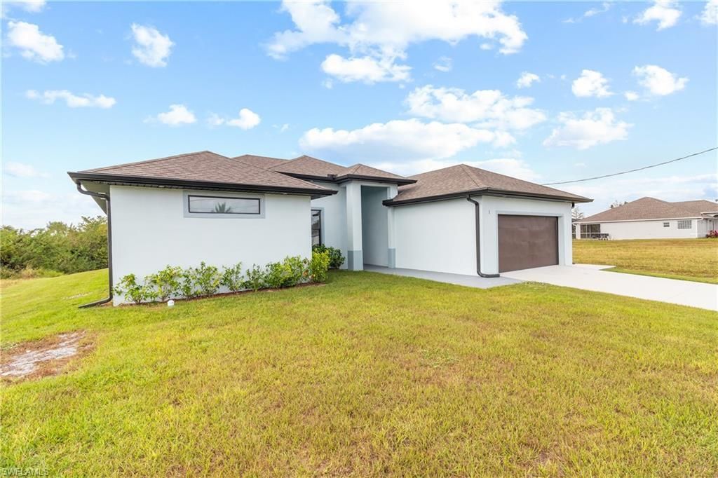 Photo of 1806 NE 21st Place, Cape Coral, FL 33909 (MLS # R11124898)