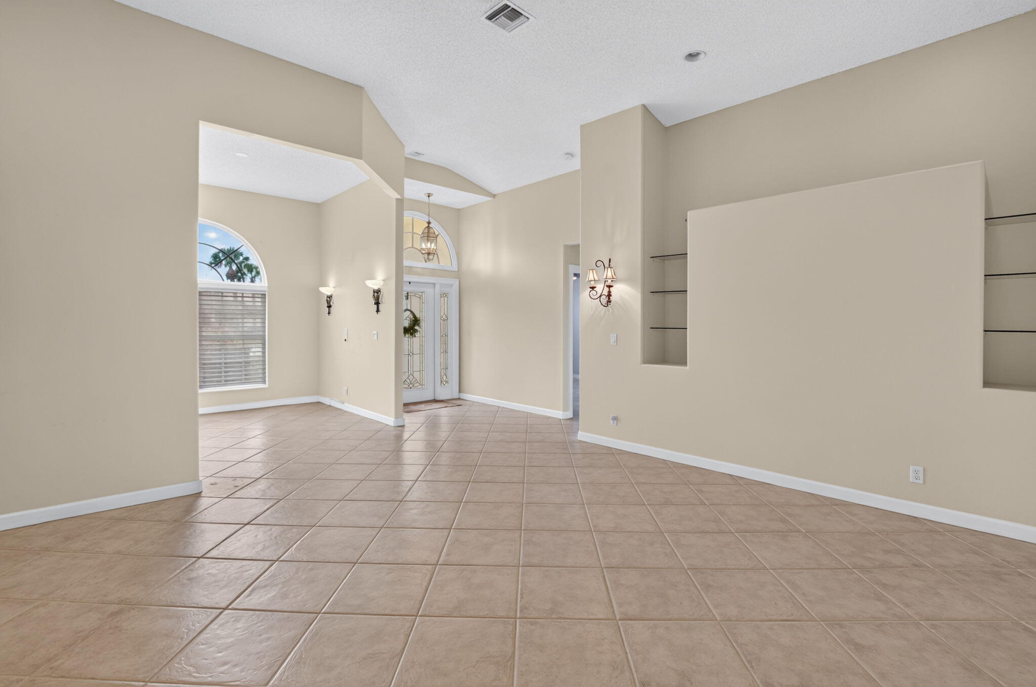 7423 BRUNSWICK Circle