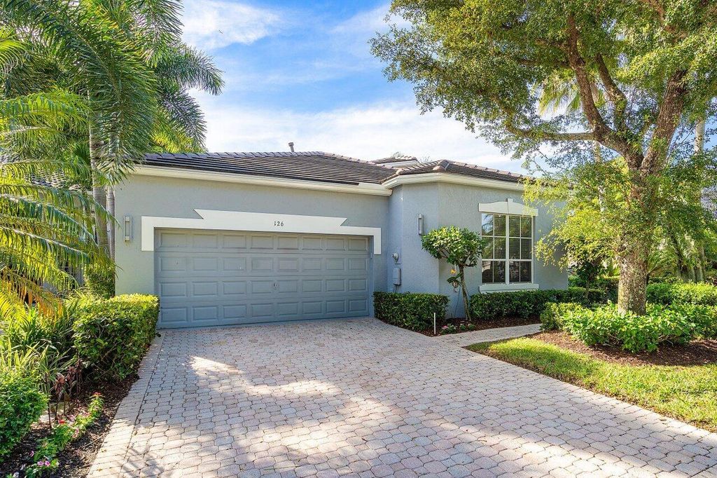 Photo of 126 Sunset Cove Lane, Palm Beach Gardens, FL 33418 (MLS # R10942659)