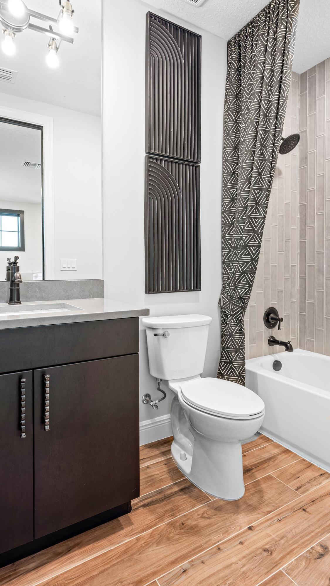 CRESSWIND PALM BEACH - Residential