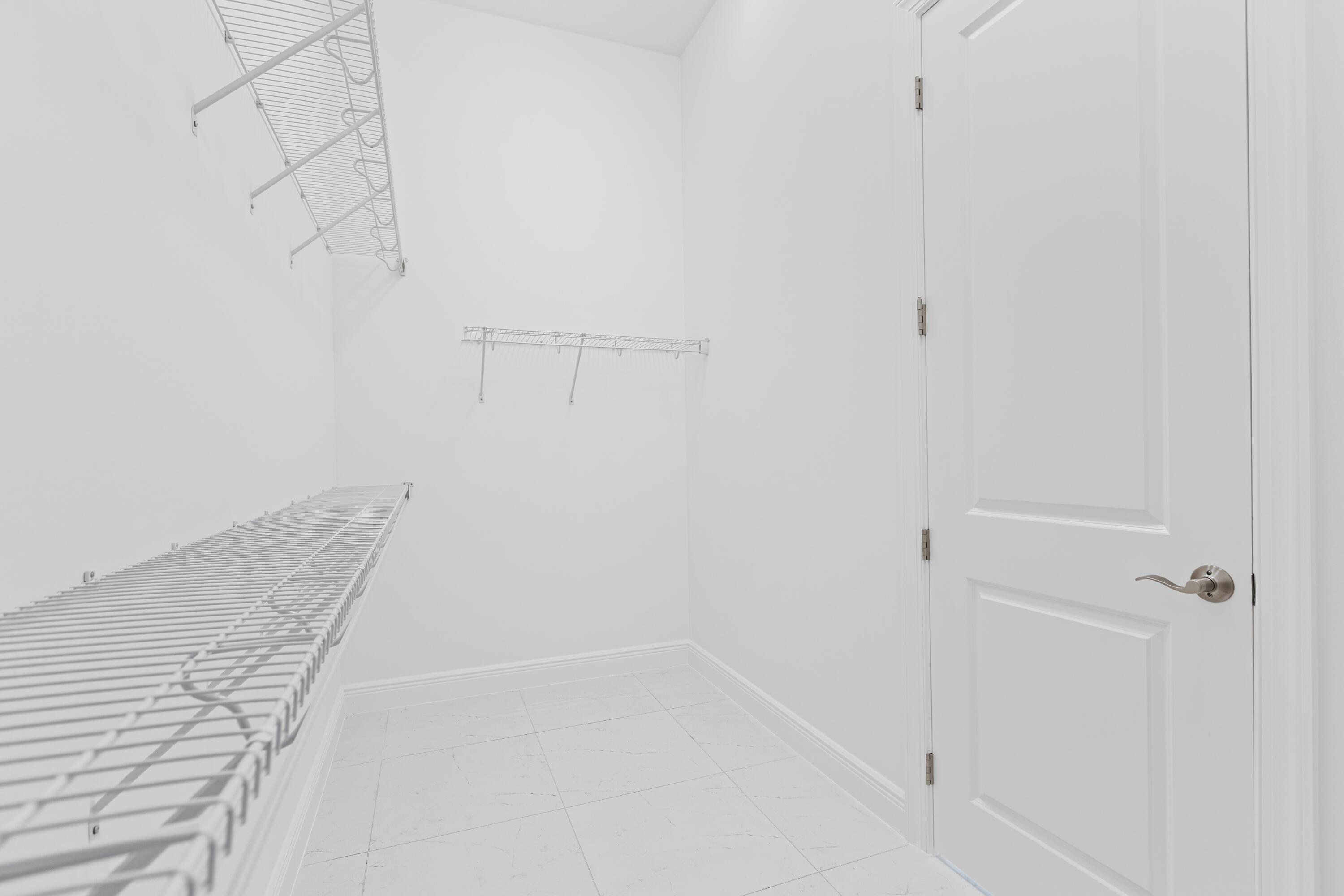CRESSWIND PALM BEACH - Residential