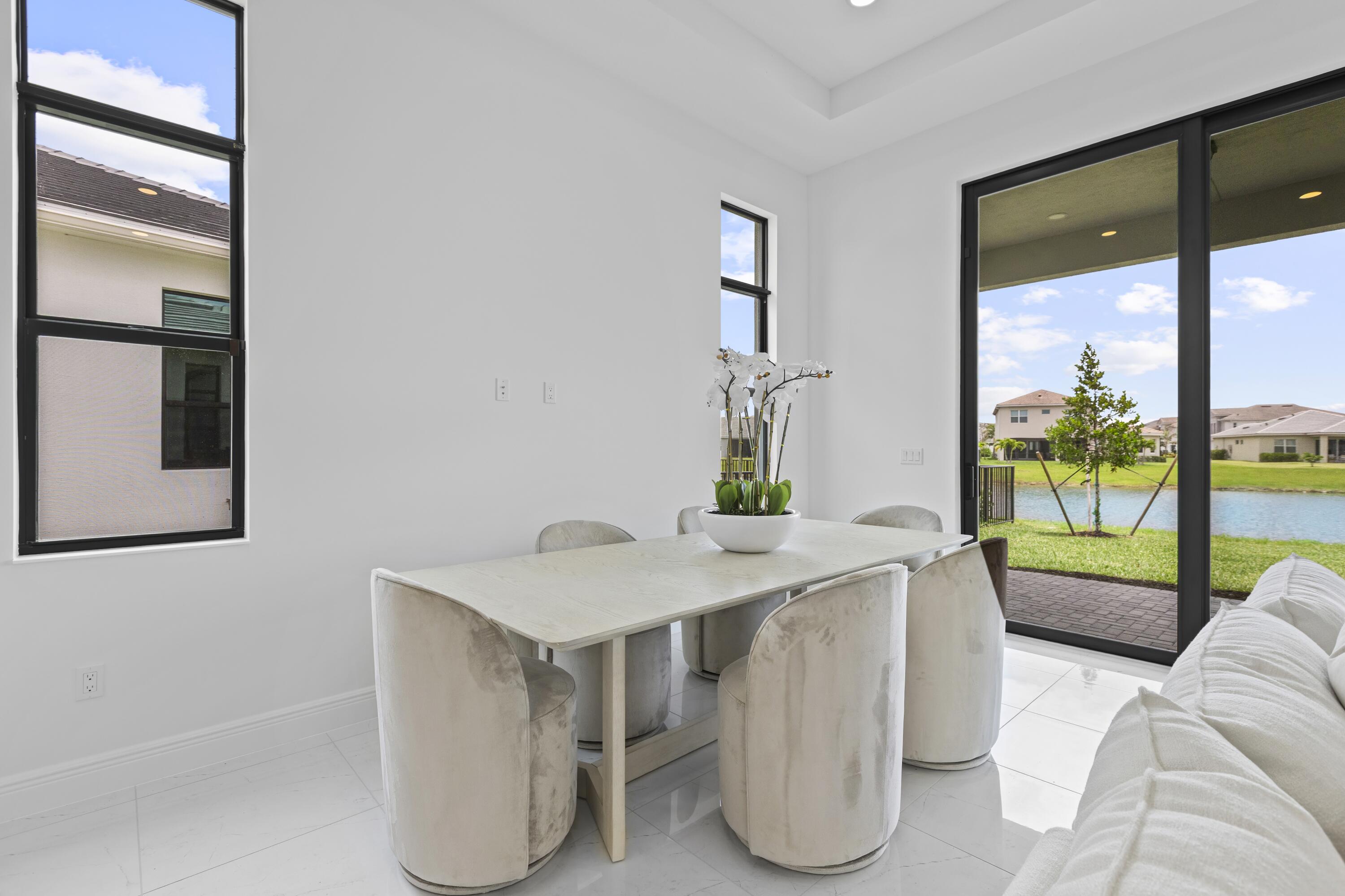 CRESSWIND PALM BEACH - Residential