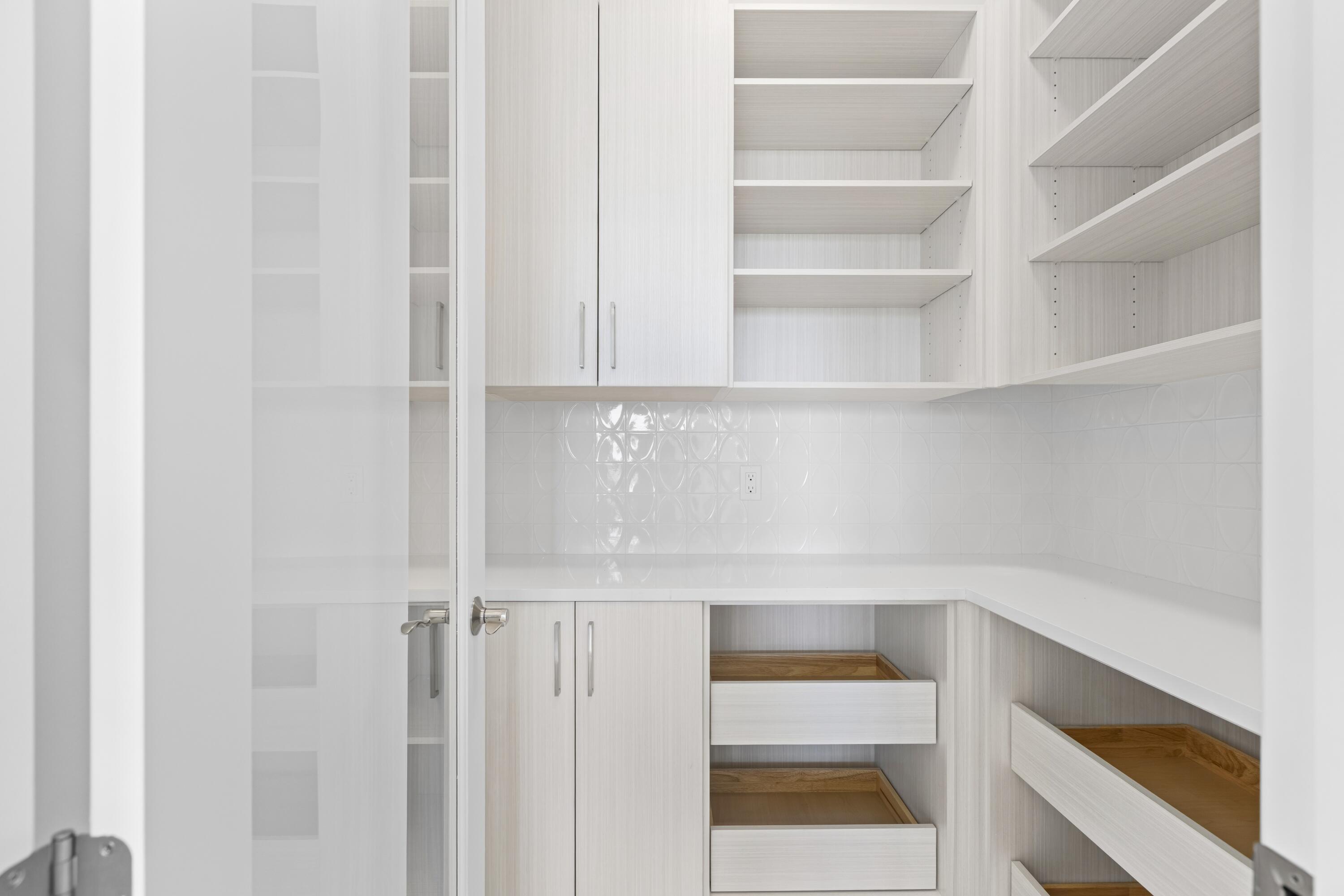 CRESSWIND PALM BEACH - Residential
