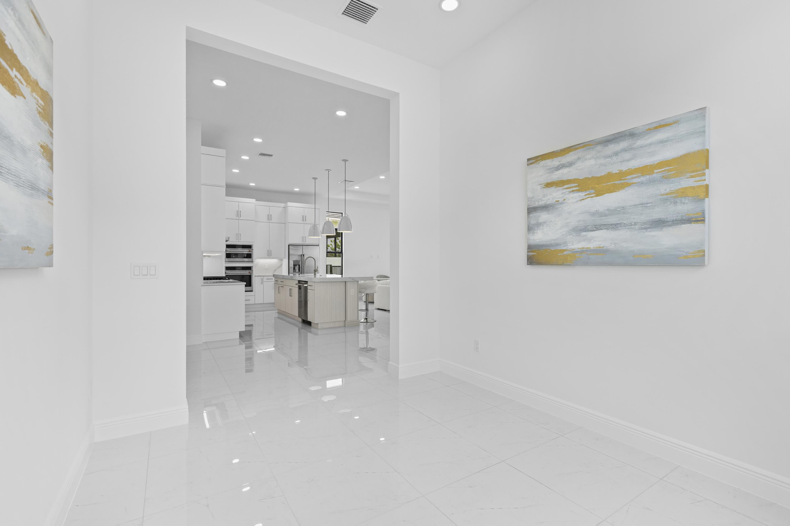 CRESSWIND PALM BEACH - Residential