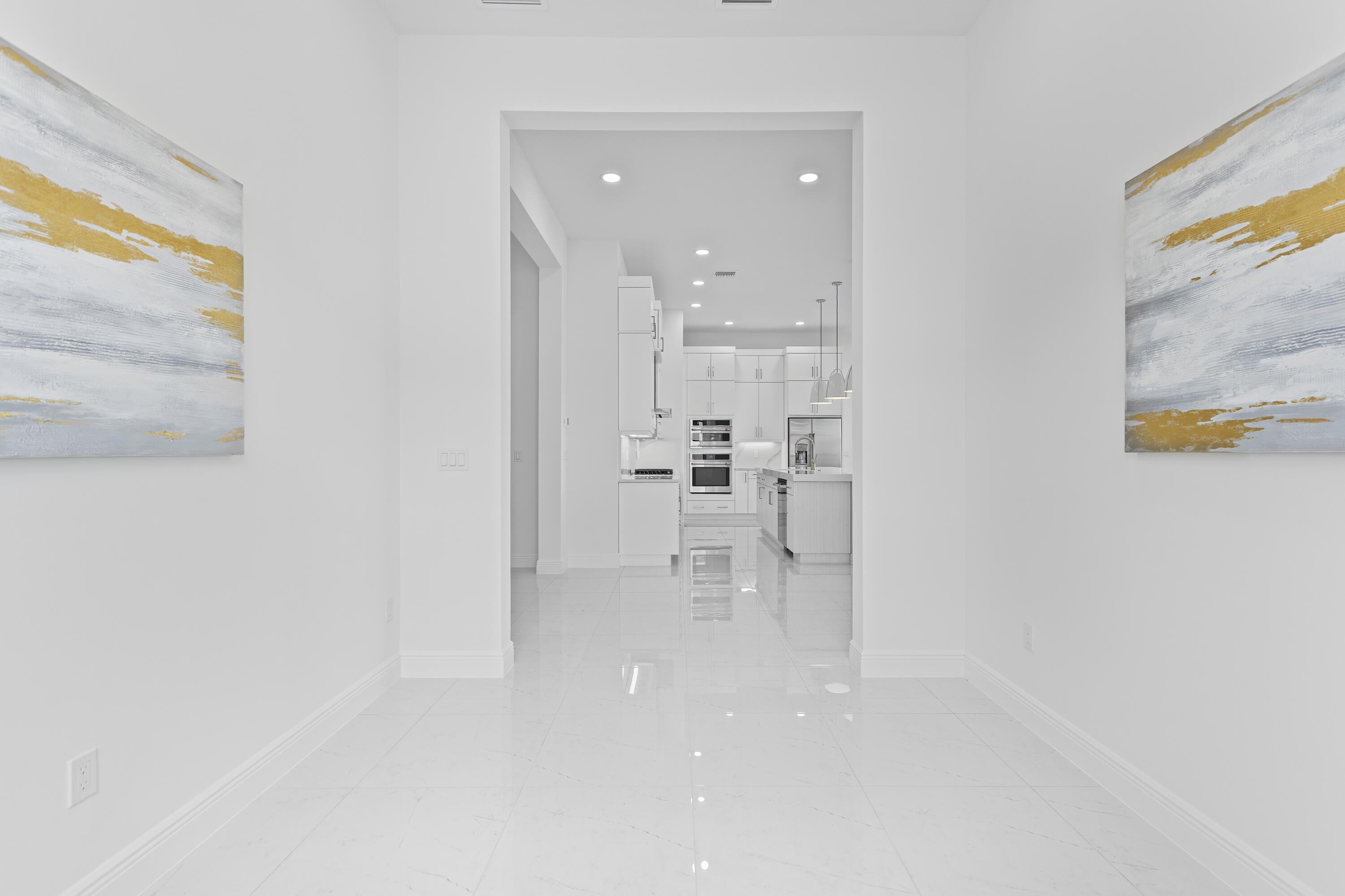 CRESSWIND PALM BEACH - Residential