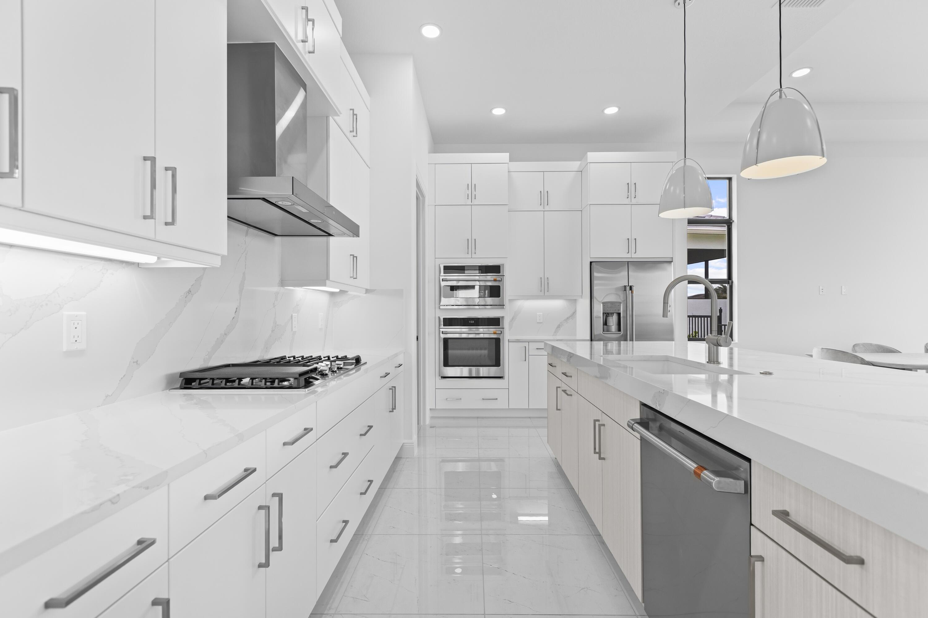CRESSWIND PALM BEACH - Residential