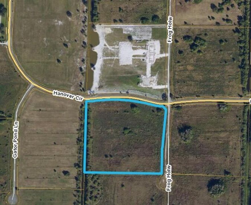 10 ACRES in the secluded gated equestrian community of White Fences Equestrian Estates in Palm Beach County, Florida.Design and build your custom equestrian estate - can include residence, barn, groom's quarters and covered arena. Easy hack to White Fences Equestrian Center and minutes to Wellington's world class equestrian events.