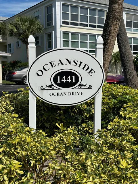 1441 Ocean Drive Unit 306, Vero Beach, FL MLS: R11080218