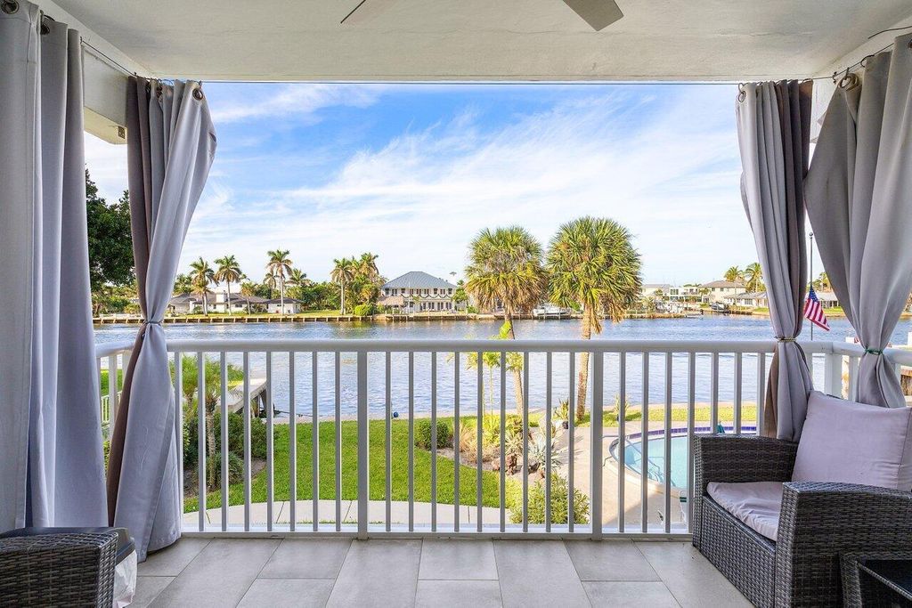 Photo of 629 SE 19th Avenue #202, Deerfield Beach, FL 33441 (MLS # R11112420)