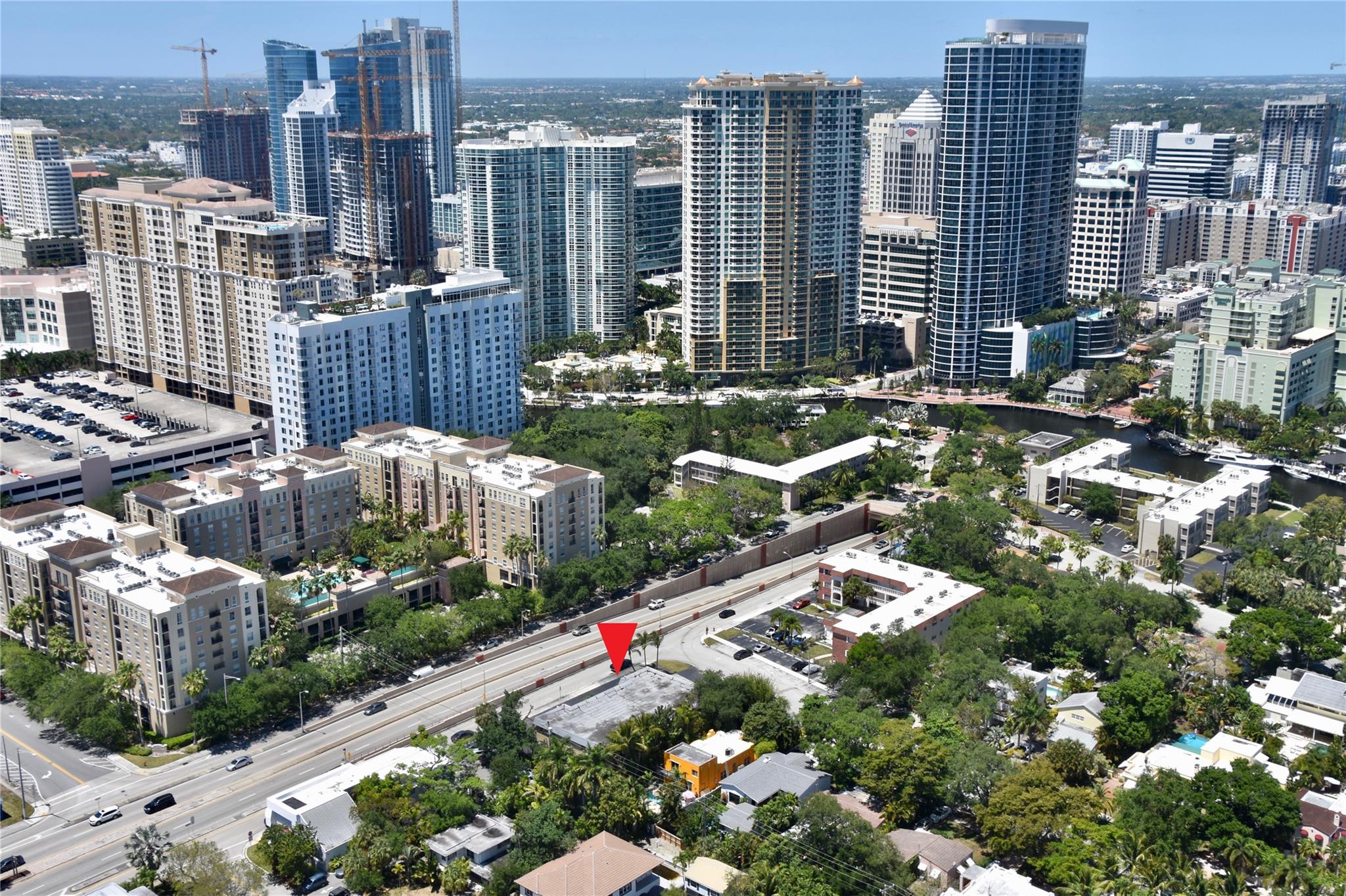 RIO VISTA C J HECTORS RES - Residential Lease