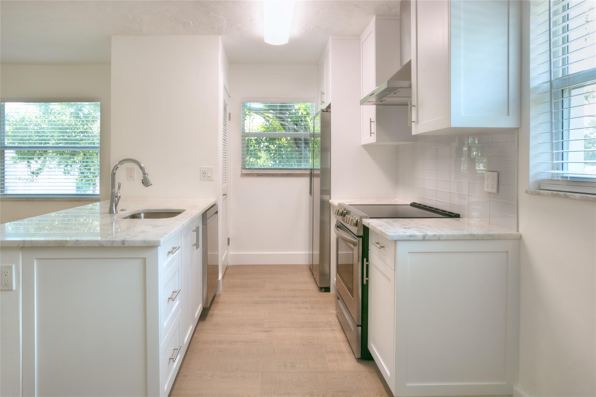 RIO VISTA C J HECTORS RES - Residential Lease