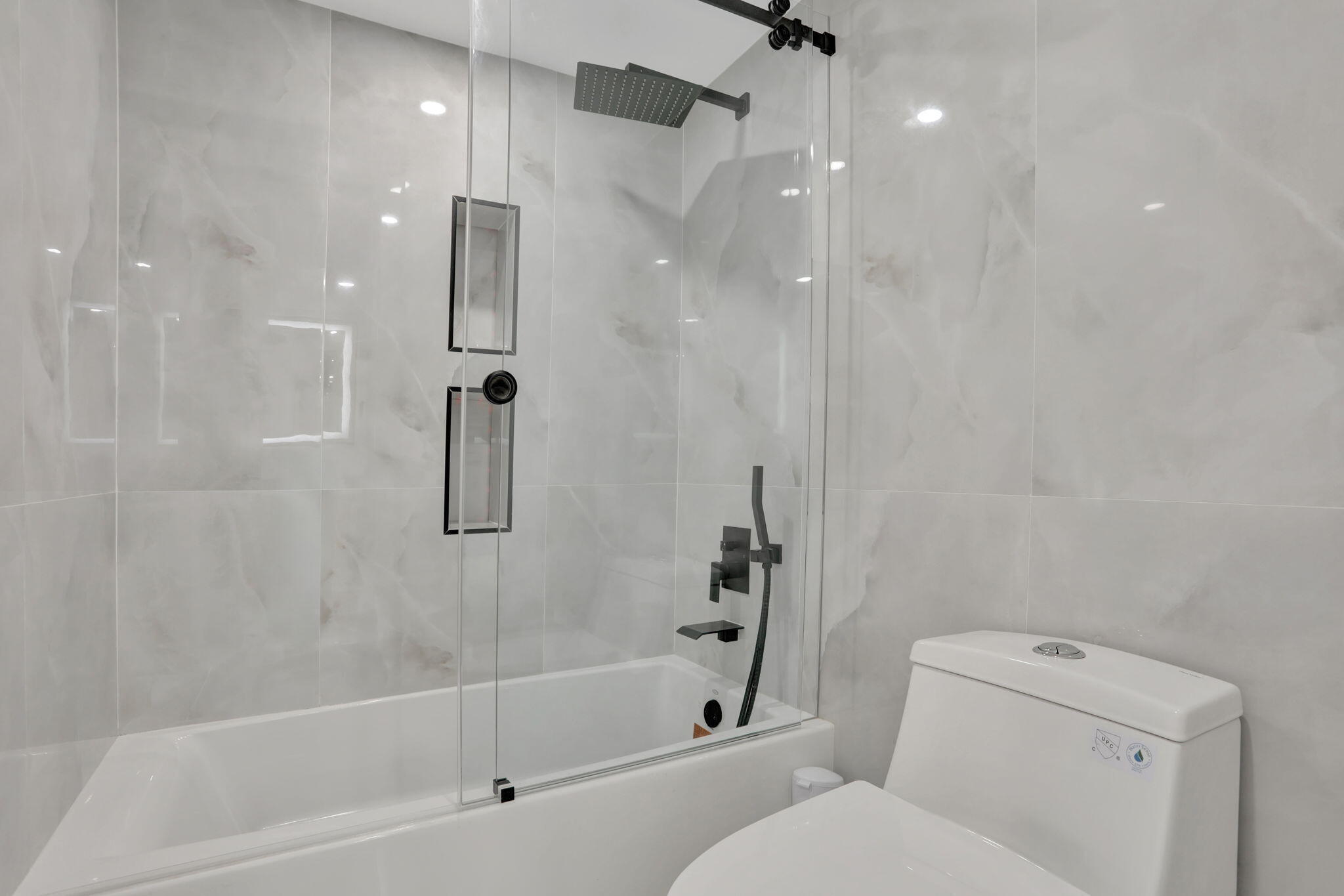 NO 115 PALM-AIRE COUNTRY CLUB - Residential