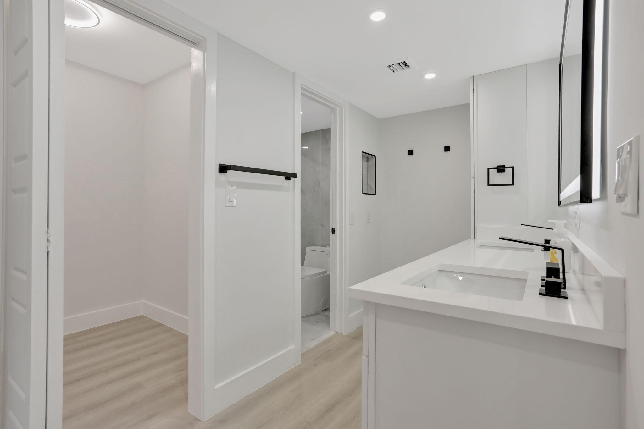 NO 115 PALM-AIRE COUNTRY CLUB - Residential