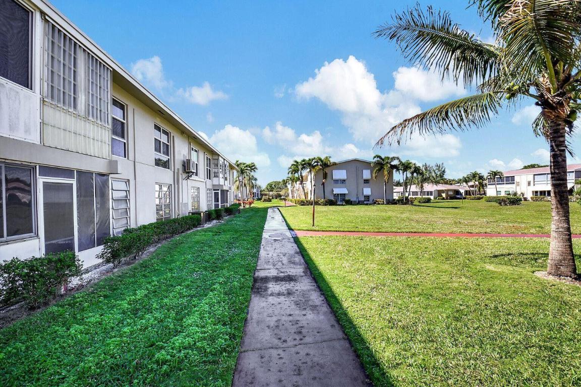 FOUR SEA SUNS CONDO - Residential