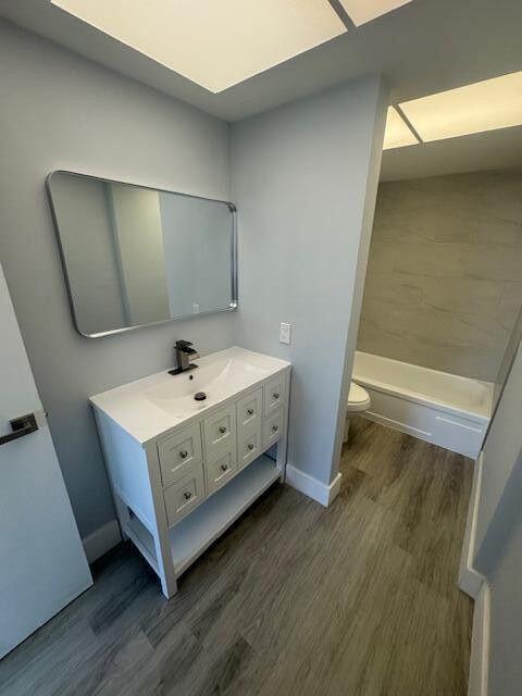 FOUR SEA SUNS CONDO - Residential