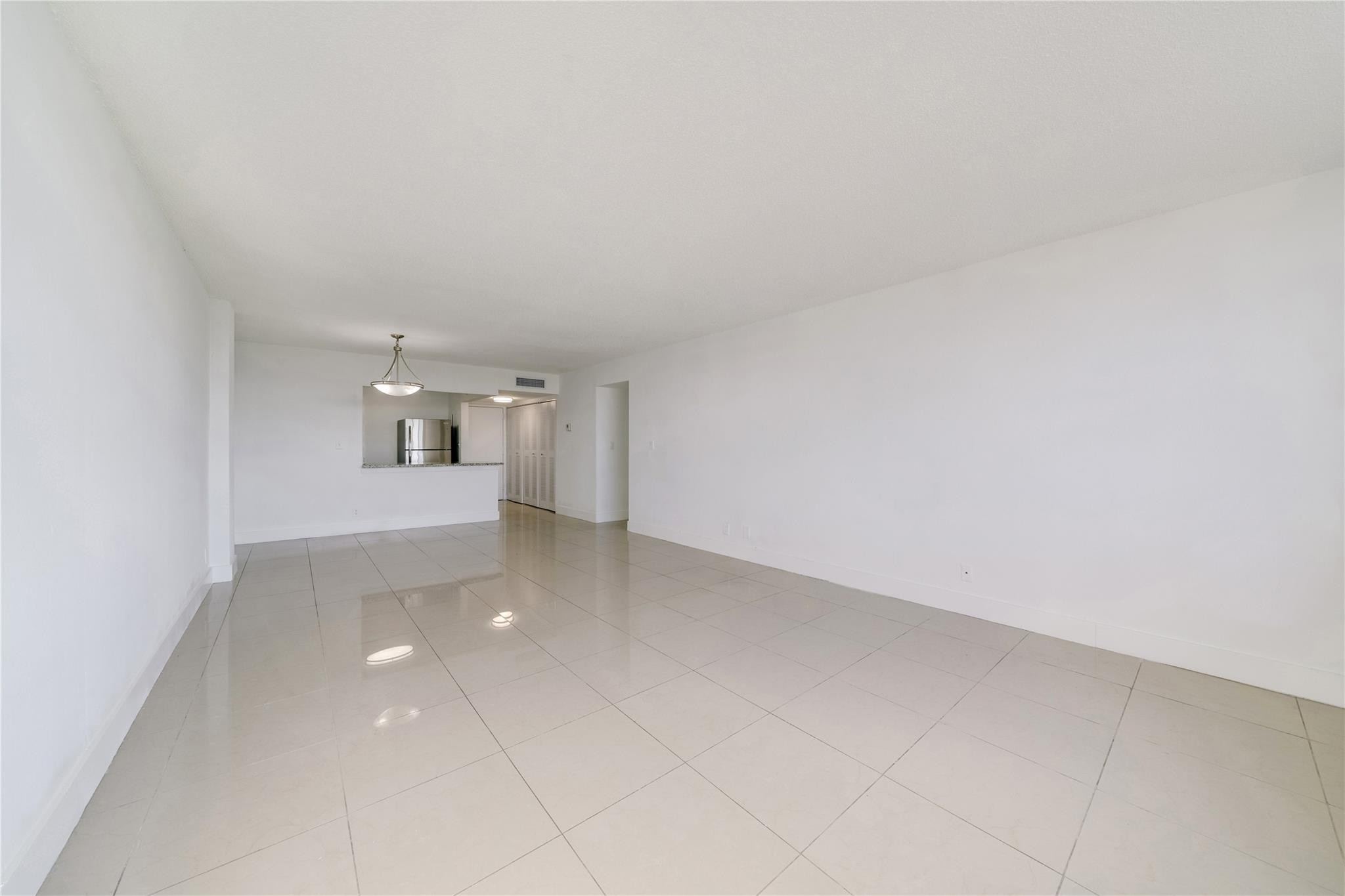 DADELAND PLACE CONDO - Residential Lease