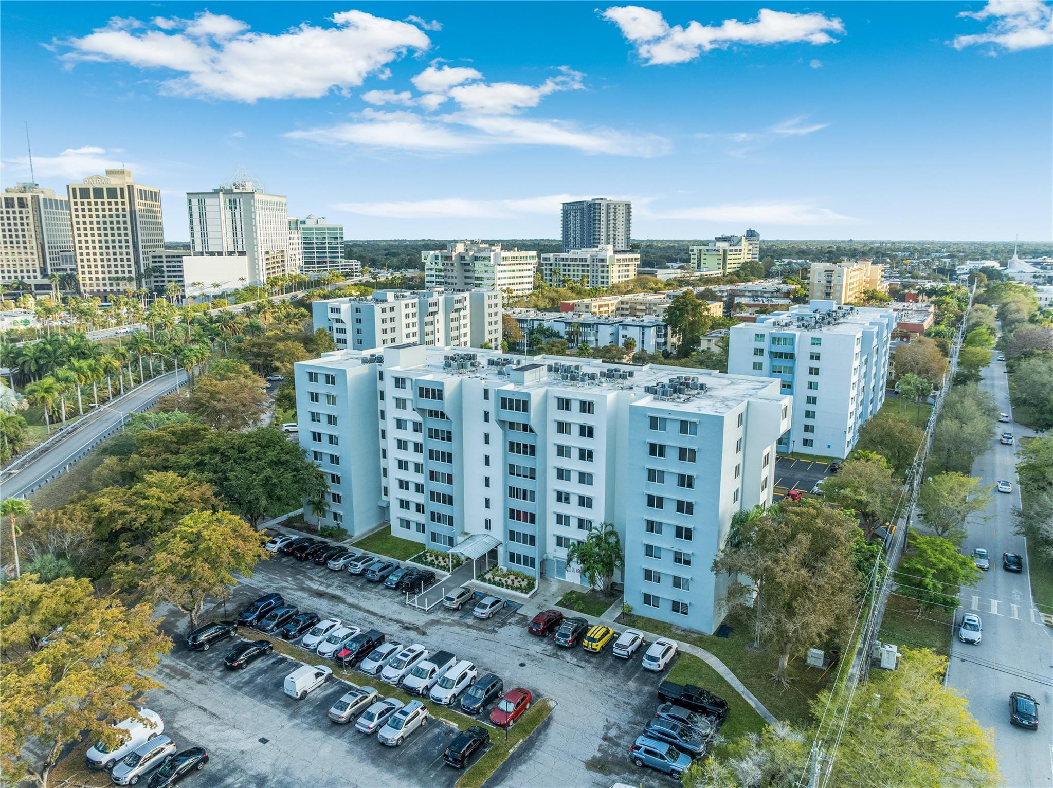 DADELAND PLACE CONDO - Residential Lease