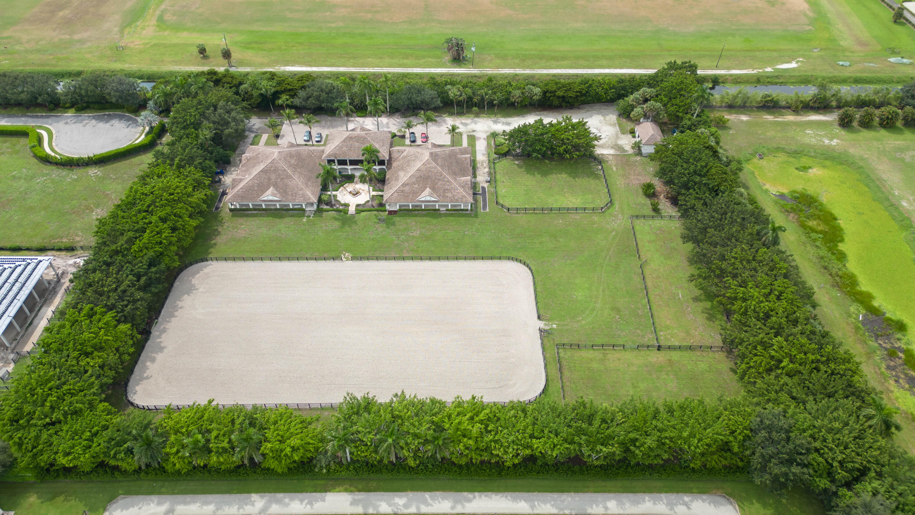 FARMS AT EQUESTRIAN CLUB - Residential
