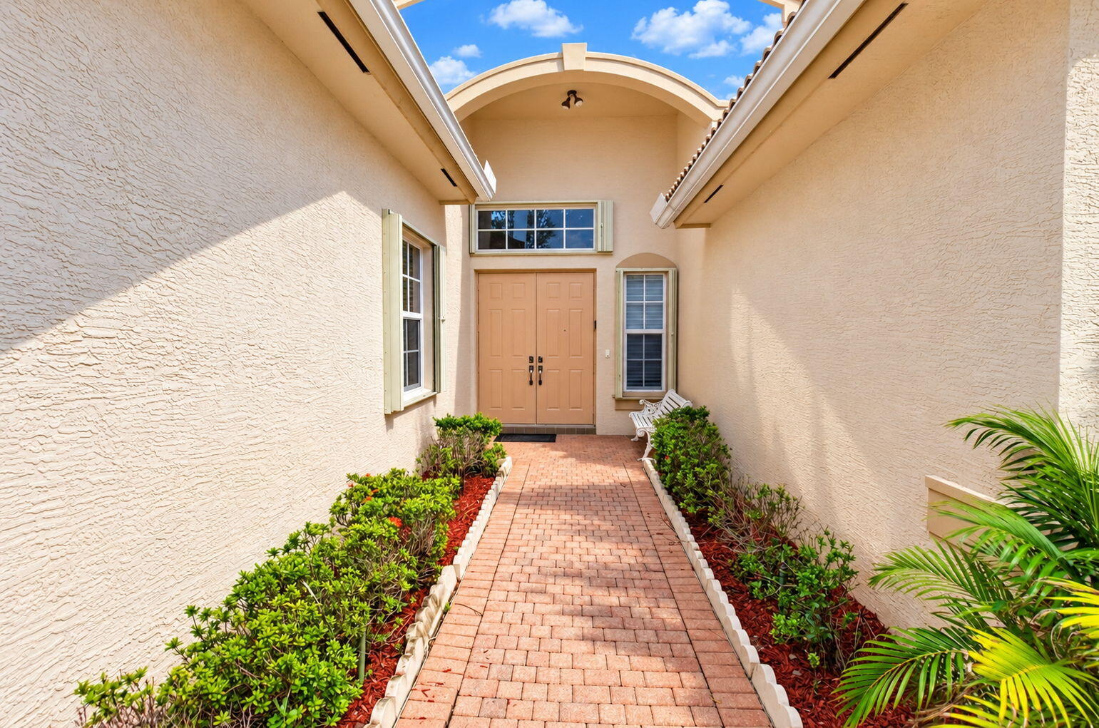8855 Starhaven Cove