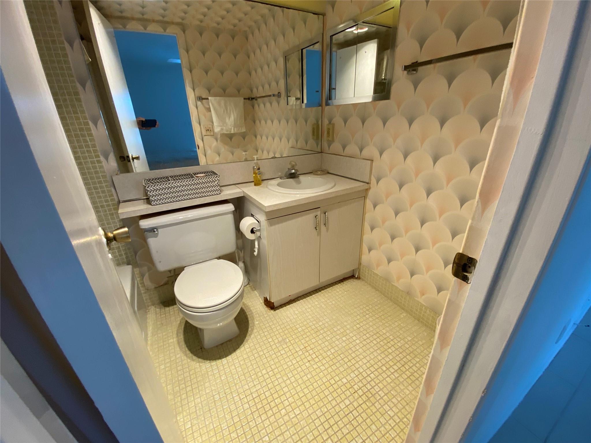 Century Village East - Residential