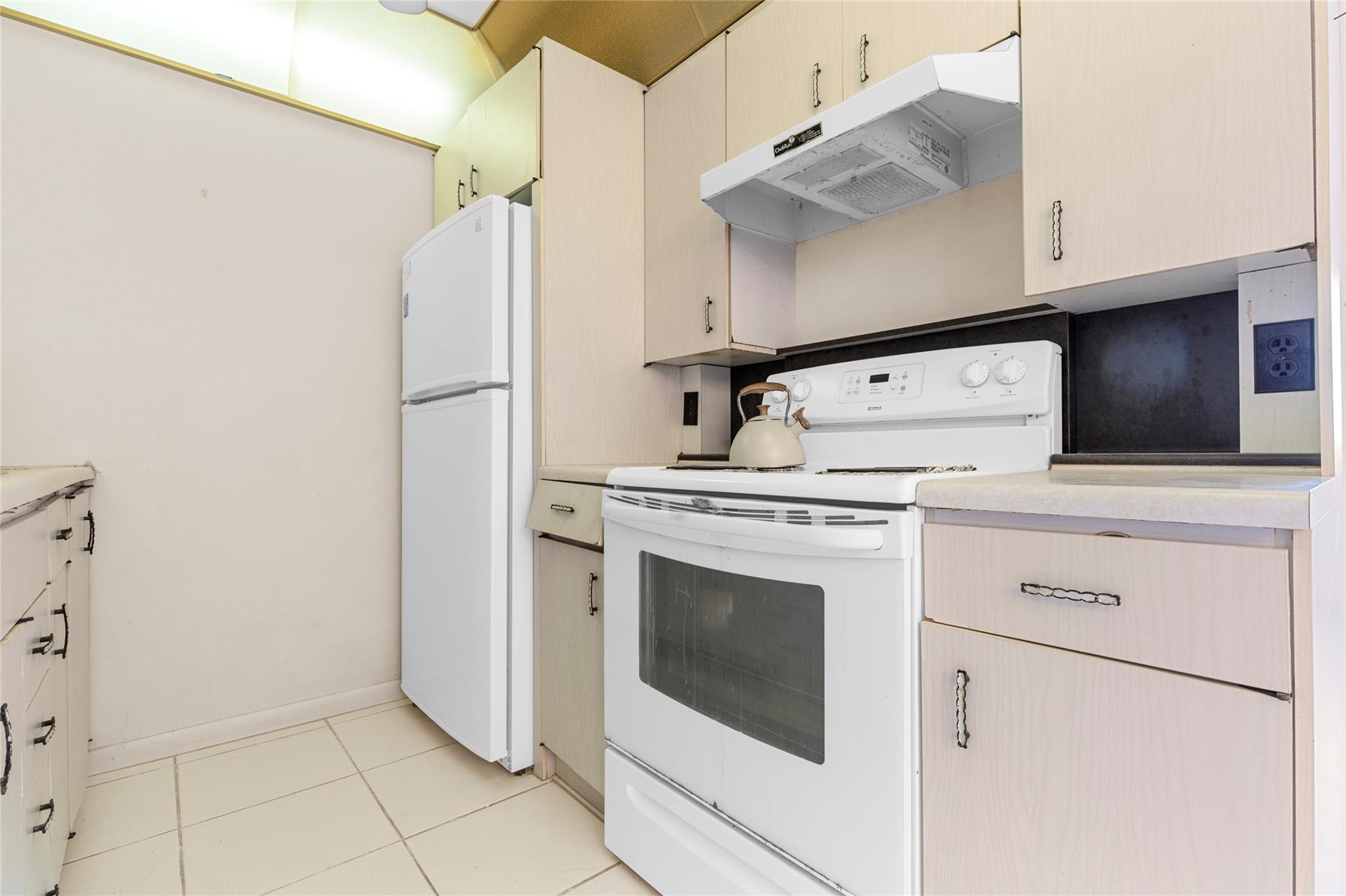 Century Village East - Residential