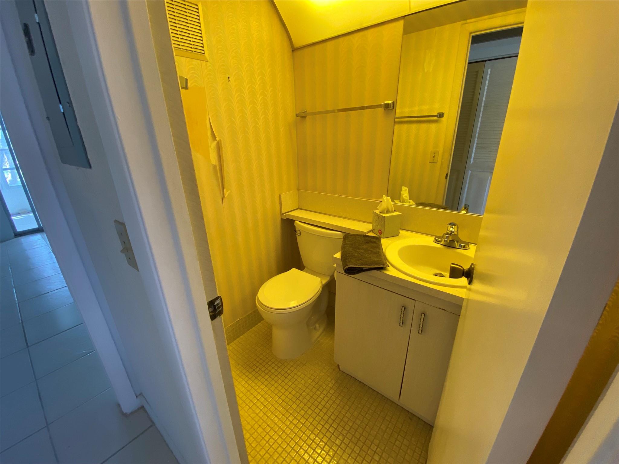 Century Village East - Residential