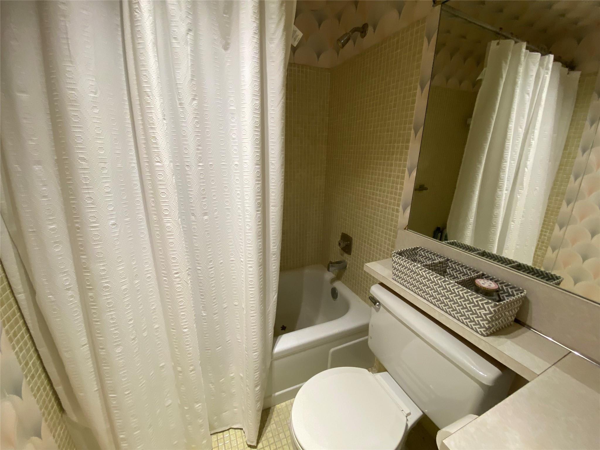 Century Village East - Residential