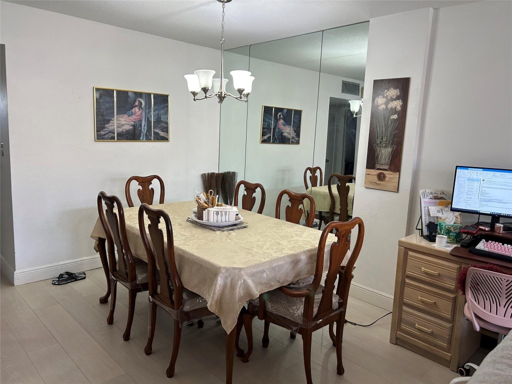 LIGHTHOUSE POINT PLAZA - Residential