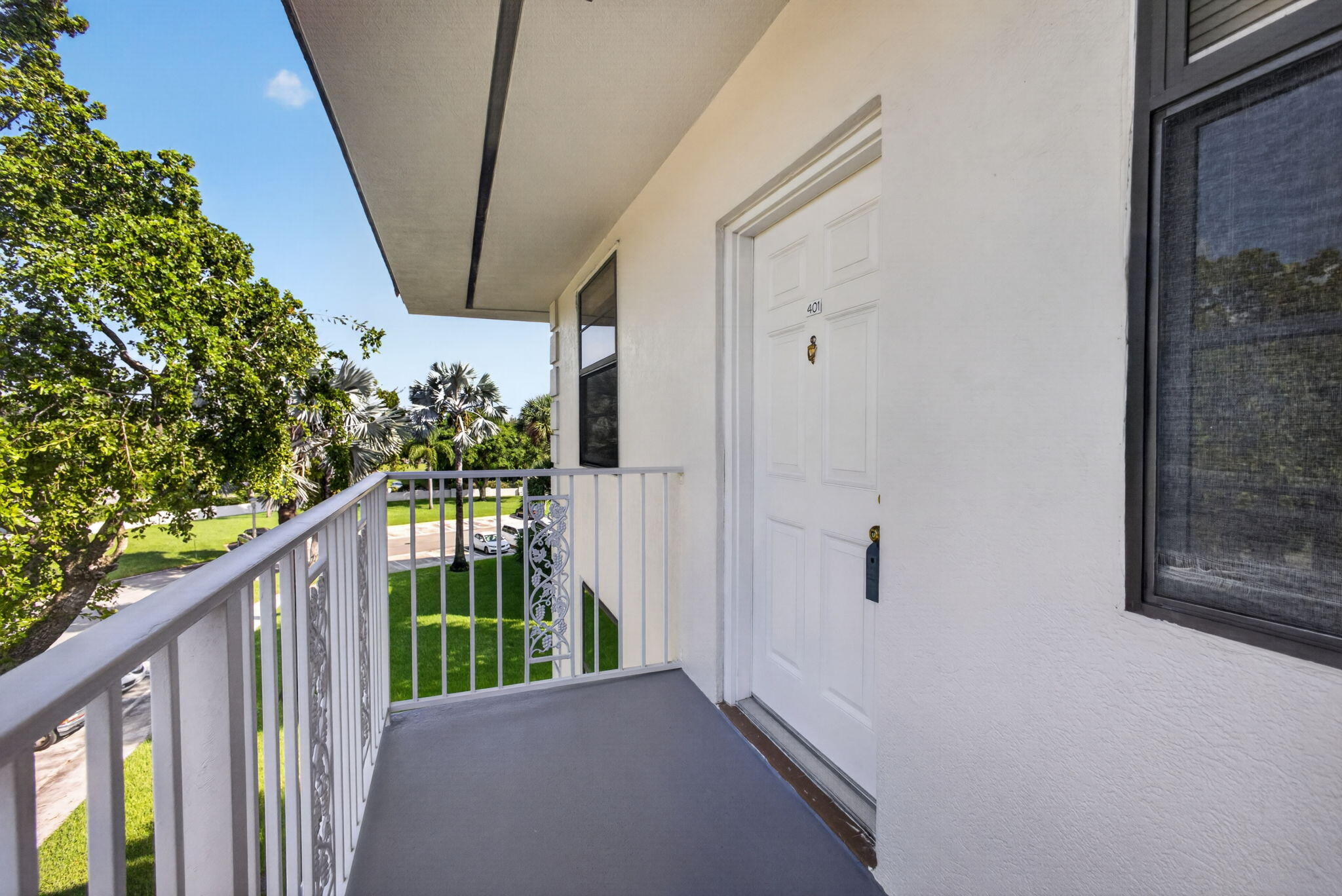 3710 WHITEHALL Drive 401