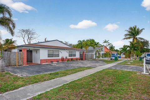 Tiny photo for 415 SW 61st Terrace, Margate, FL 33068 (MLS # B26002826)