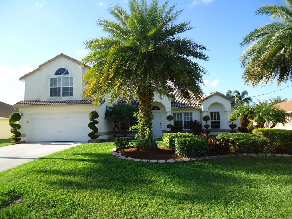 Photo of 5824 NW Zenith Drive, Port Saint Lucie, FL 34986 (MLS # R11167737)