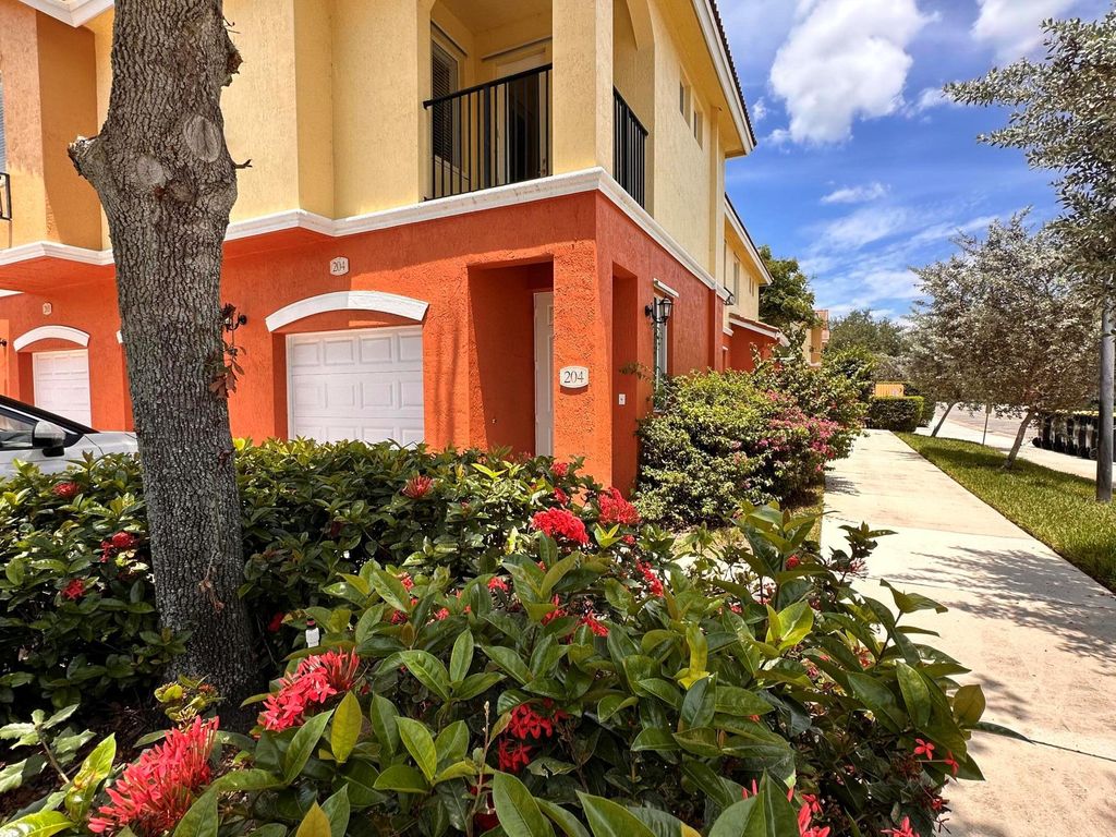 Photo of 44 SE Sedona Circle #204, Stuart, FL 34994 (MLS # R11129275)