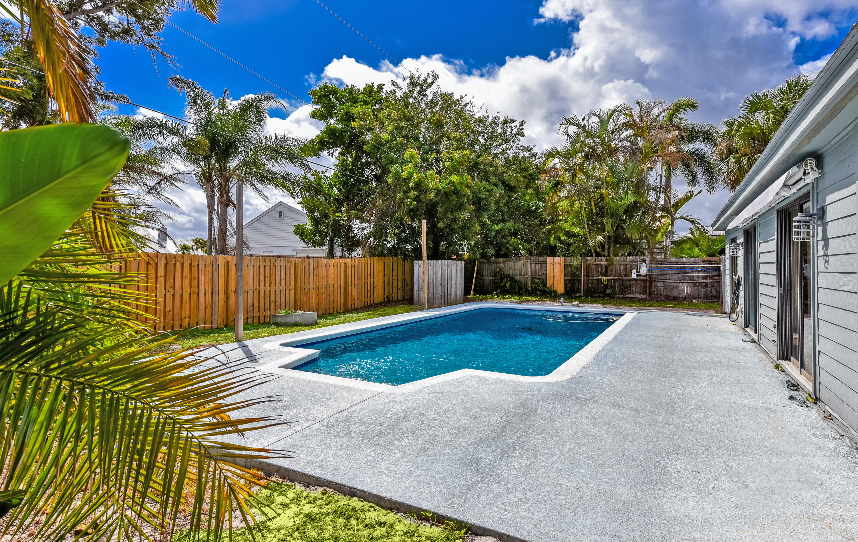 ROCKY POINT HIGHLANDS - Residential