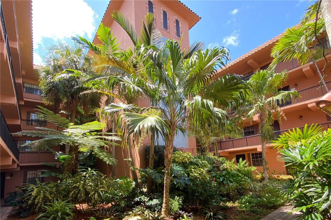 Tennis Club - Residential