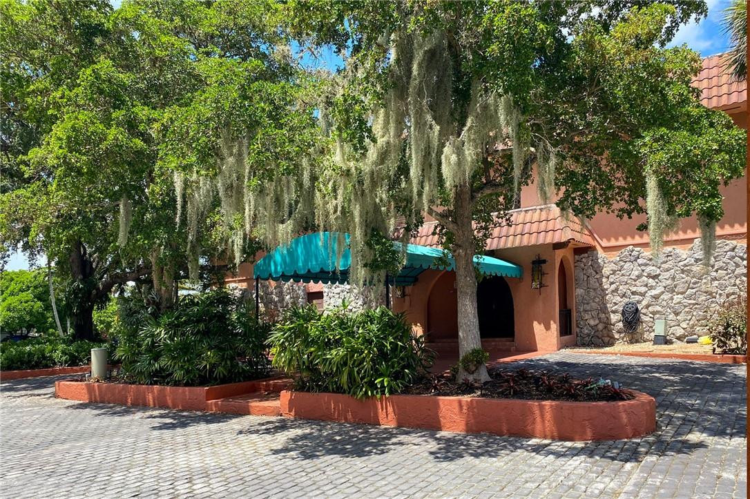 Tennis Club - Residential