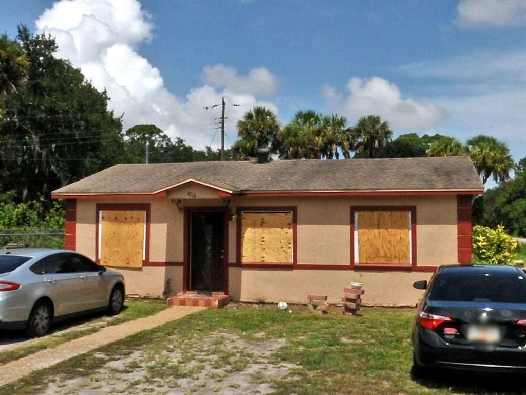 Photo of 4700 Barcelona Avenue, Fort Pierce, FL 34946 (MLS # R10766984)