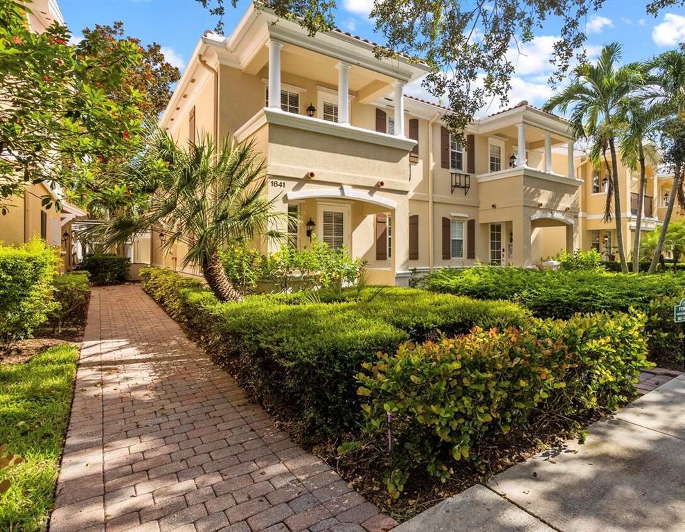 Spacious 3 bedroom, 3 full baths and 2 car garage townhome in the heart of Tuscany in Abacoa. Great location close to everything, shopping, restaurants, town center at Abacoa. New carpet was installed 2021 This townhome has a very good size patio area with screen enclosure. 2 master bedroom upstairs and one bedroom downstairs with private access to full bath on first floor. Easy walk to Middle school.A+ schools. Excellent location in Jupiter