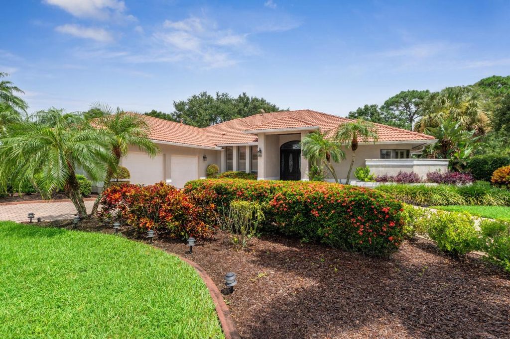 Photo of 1405 SW Osprey Cv, Port Saint Lucie, FL 34986 (MLS # R11115417)