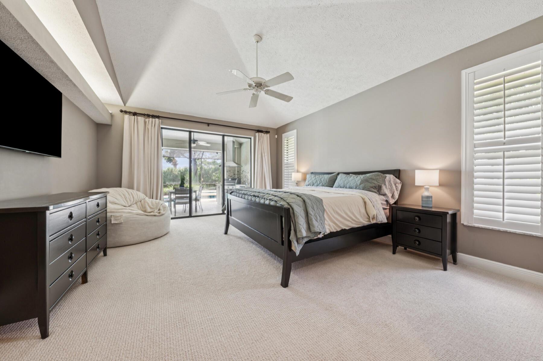 COUNTRY CLUB ESTATES PARC - Residential