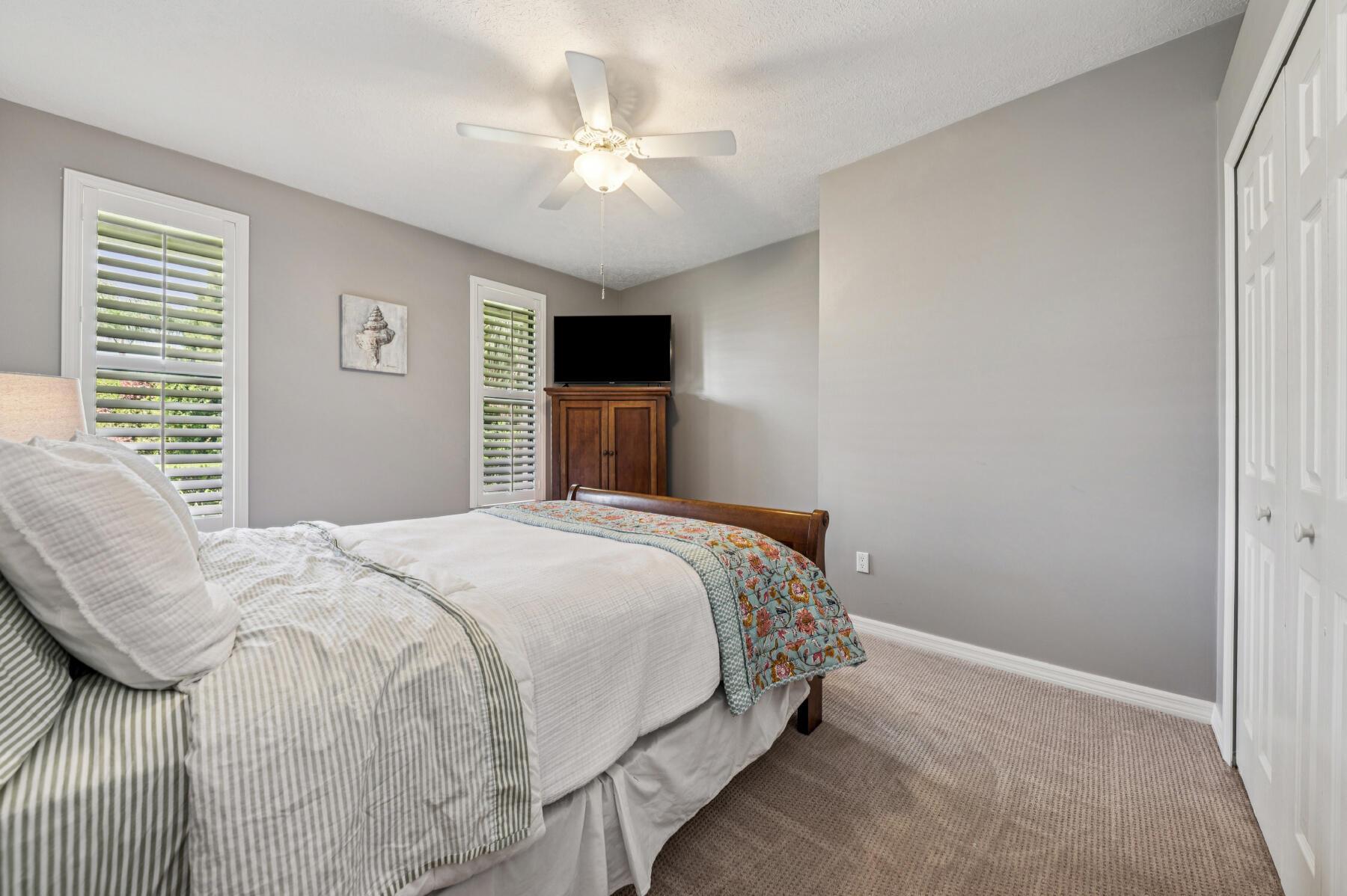 COUNTRY CLUB ESTATES PARC - Residential