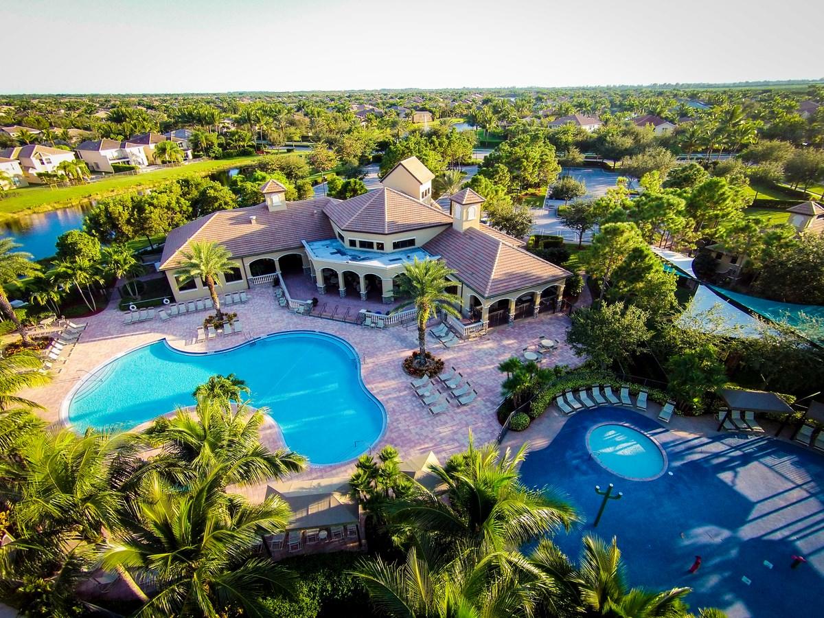 CANYON LAKES - Residential