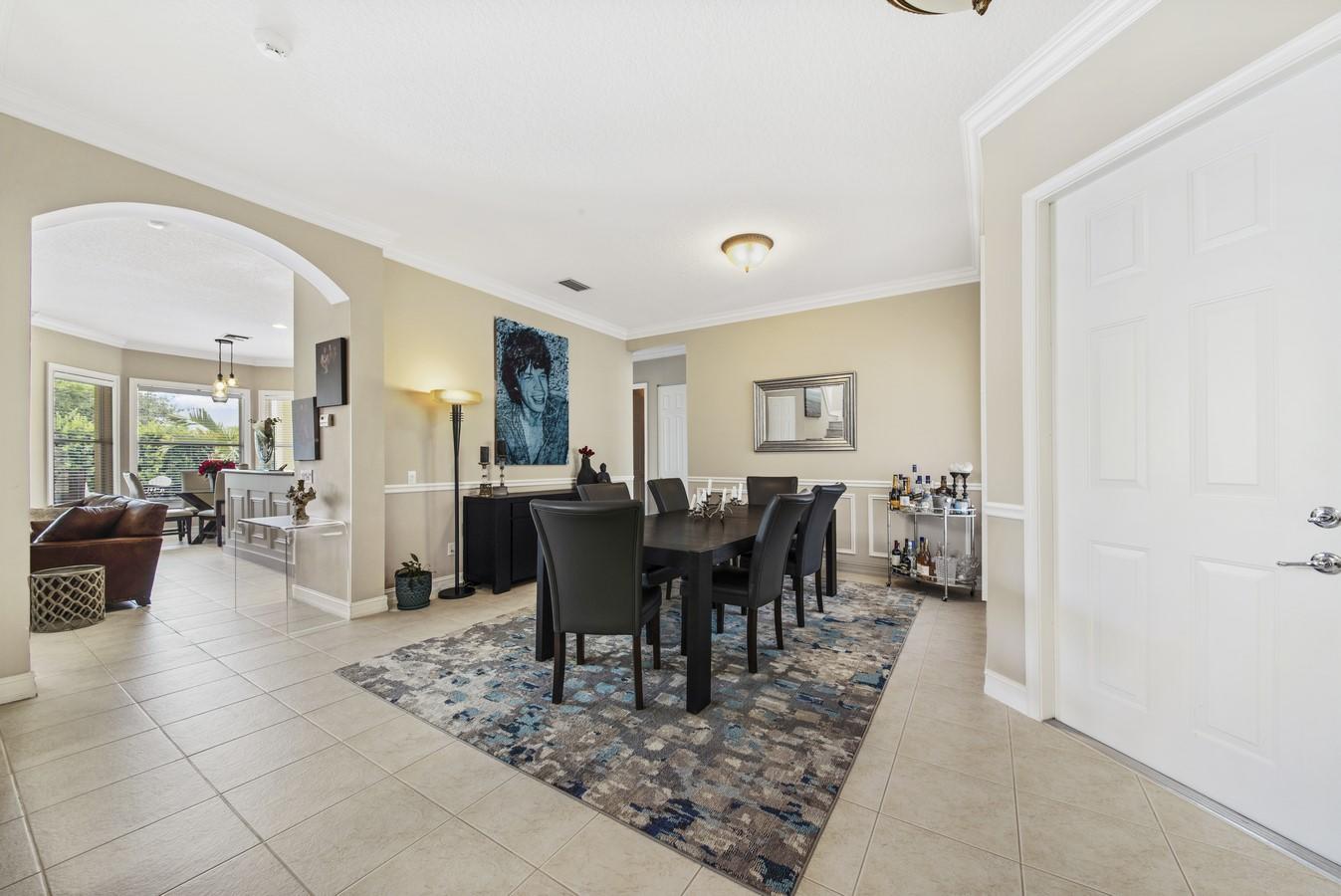 CANYON LAKES - Residential