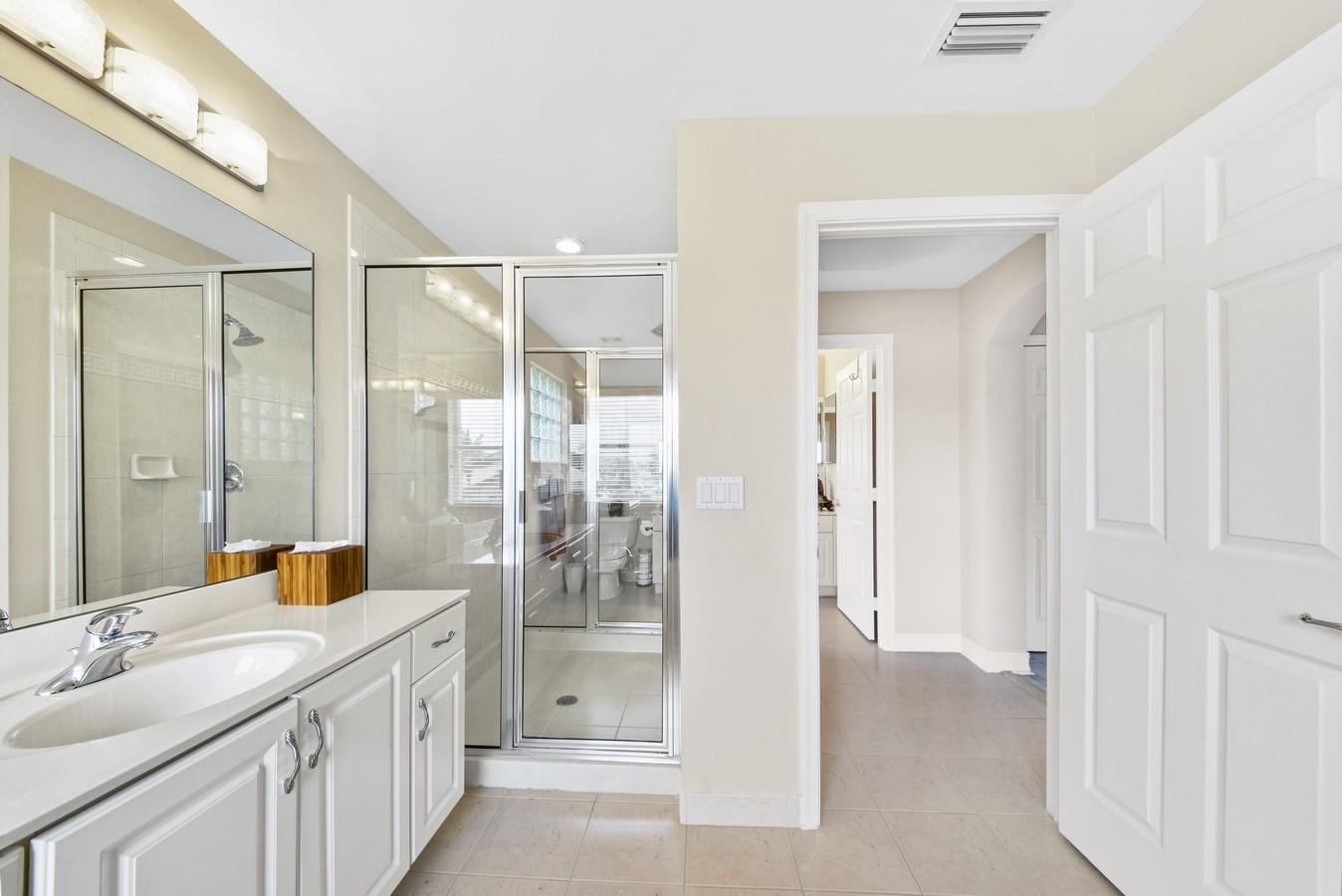 CANYON LAKES - Residential